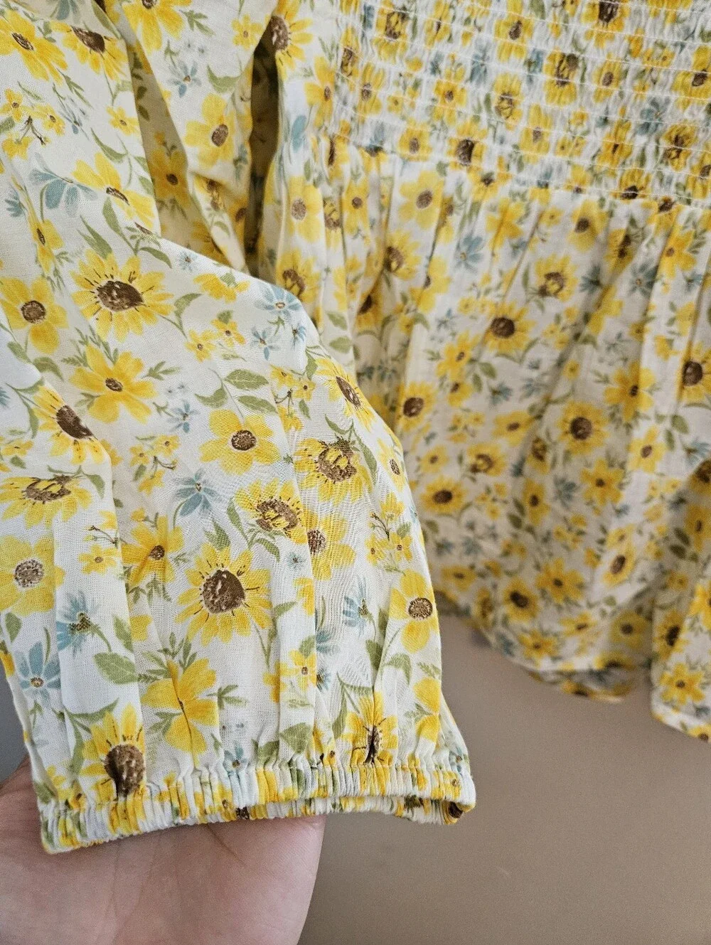 Old Navy Yellow Floral Long-Sleeve Top Sweetheart Sunflower Print